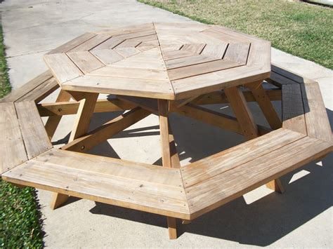Kids octagon picnic table Octagon picnic table, Picnic table, Build