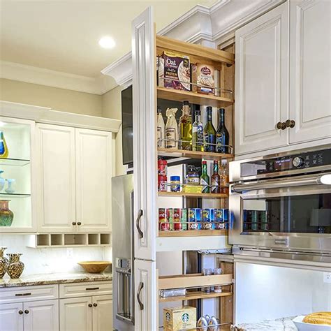 Building Pull Out Pantry