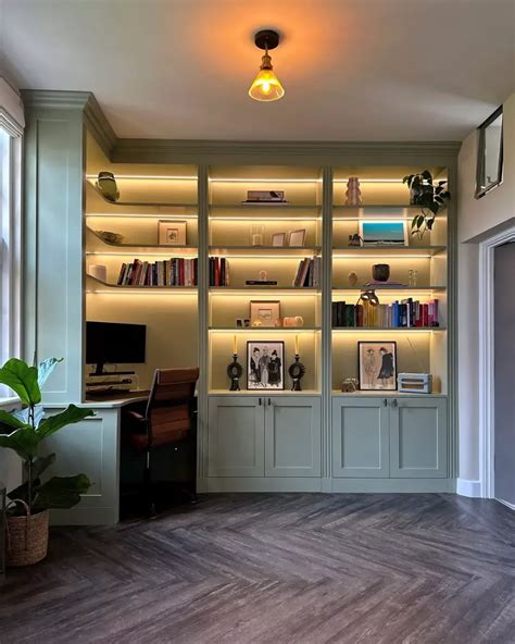 Built In Bookshelf Lighting