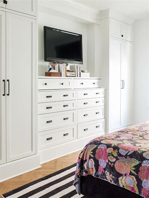 Built In Storage Cabinets For Bedroom