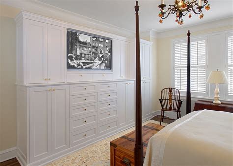 Built Ins In A Bedroom