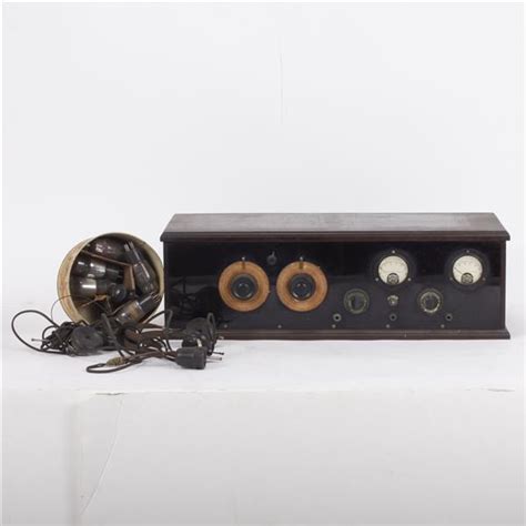 Bulb Radio Receiver