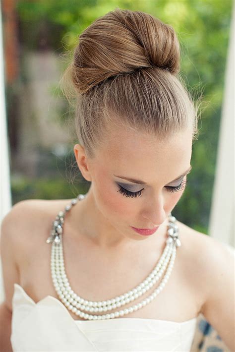 This Bun Hairstyle For Short Hair For Wedding Hairstyles Inspiration