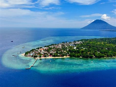 bunaken island north sulawesi