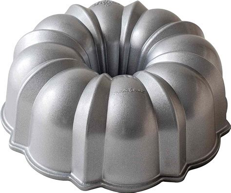 bundt cake pan 12 cup