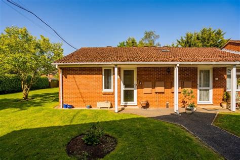 Bungalows For Sale Farnham Common