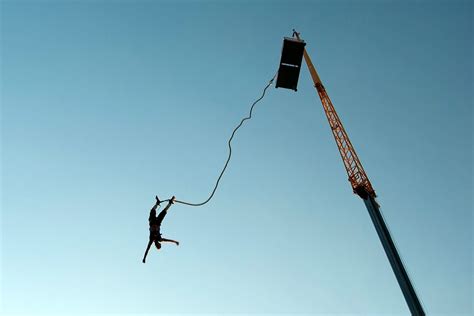 Bungee Jumping Accident Rope Snaps