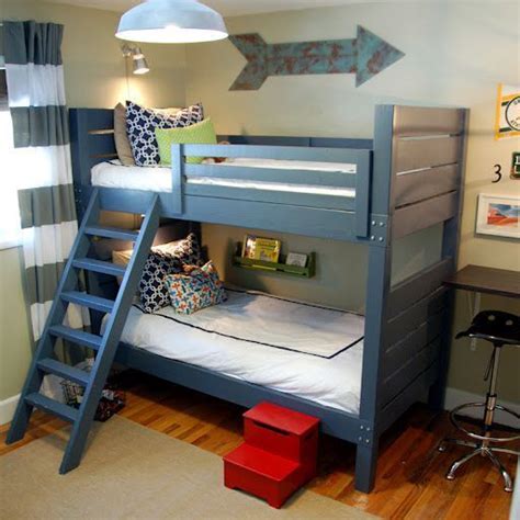 Bunk Beds In Different Directions