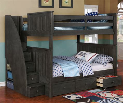 Bunk Beds With Staircase