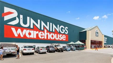 bunnings opening times saturday