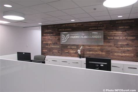 bureau de poste vaudreuil