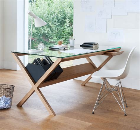 bureau en verre et bois