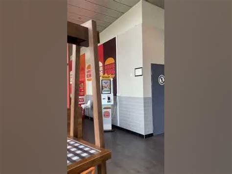 +25 Burger King Over E18 2023