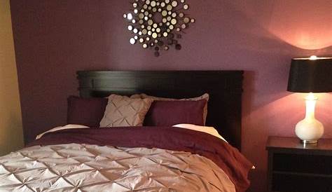 Burgundy Bedroom Decorating Ideas