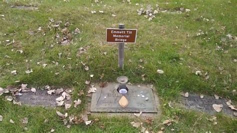 burr oak cemetery burials