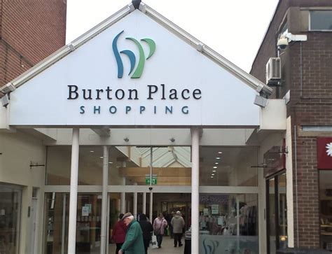 burton on trent shopping centre opening times