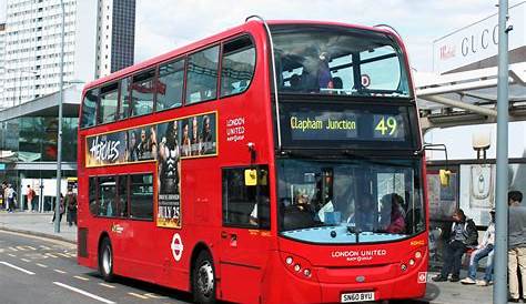 London Bus Routes | Route 49: Clapham Junction - White City | Route 49