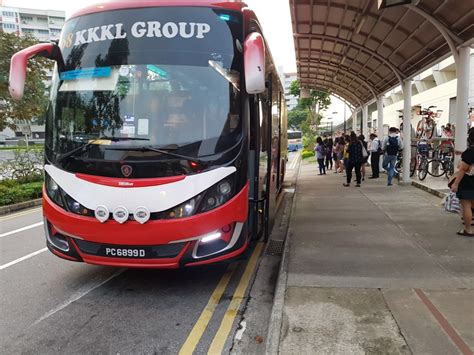 bus from malacca to kuala lumpur airport