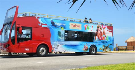 bus in Cancun