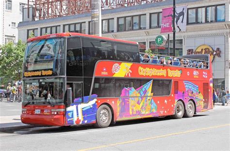 bus tour of toronto