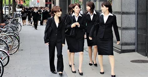 business attire in japan