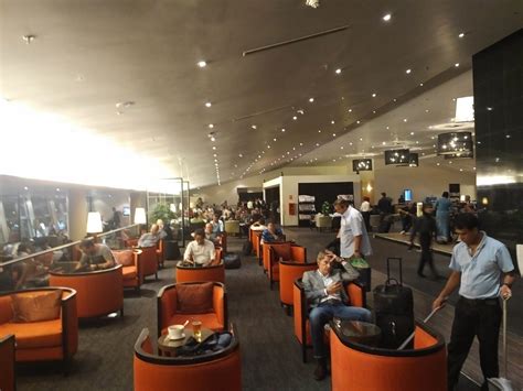 business class lounge kuala lumpur airport