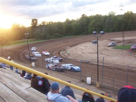 butler speedway quincy mi website