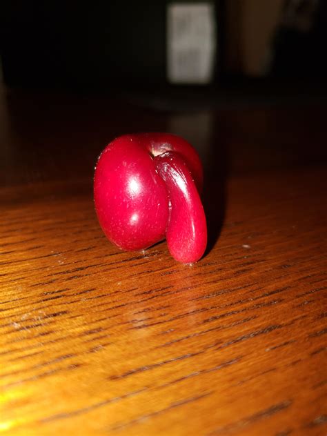 butt cherries