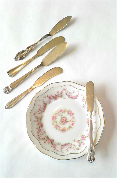 Butter Knife Table Setting