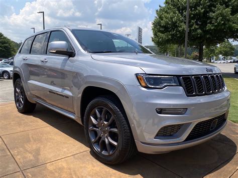 buy a new jeep grand cherokee altitude
