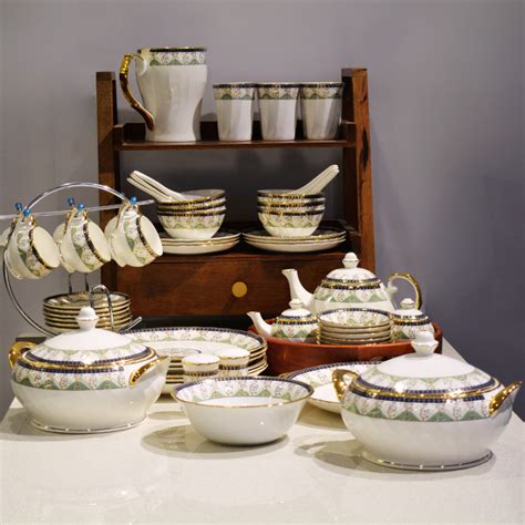 Buy Dinner Set Fancy