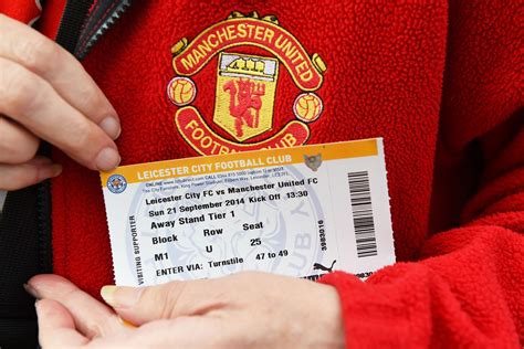 buy manchester united football tickets