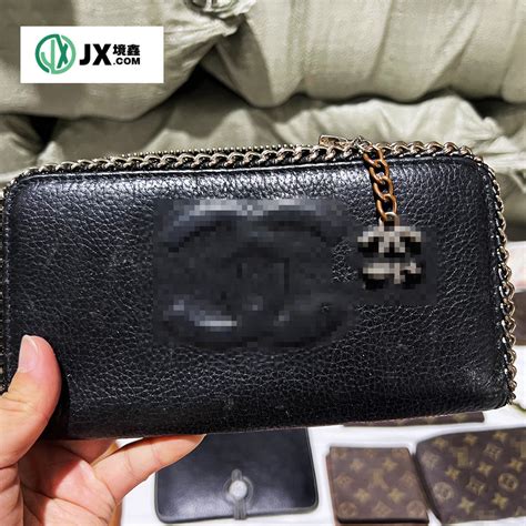 Buy Used Designer Wallets