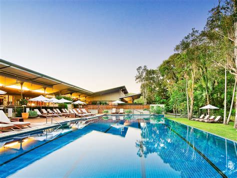 byron bay luxury resort accommodation