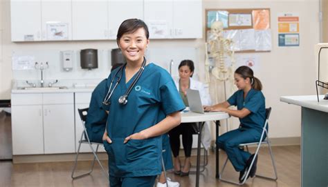 ca nursing colleges programs