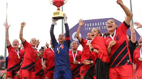 ca paranaense feminino