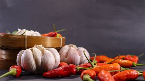 Cabe dan Bawang Putih