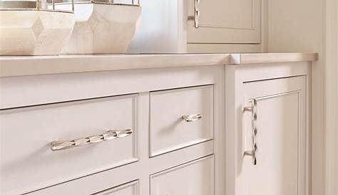 Cabinet Hardware Kitchen All Pulls Were Placed Horizontally Kitchen Horizon Modern Kitchen Modern Kitchen Design White Modern Kitchen
