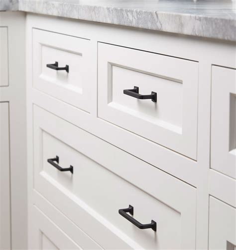 Cabinet Drawer Pull Design