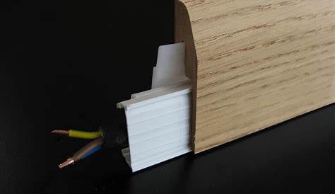 Plinthes cache goulotte électrique clipsables papier blanc