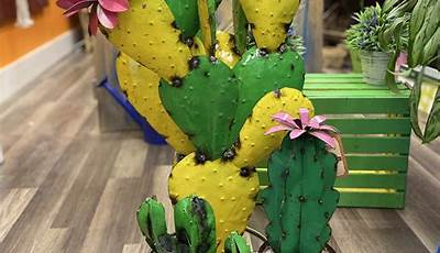 Cactus Yard Art