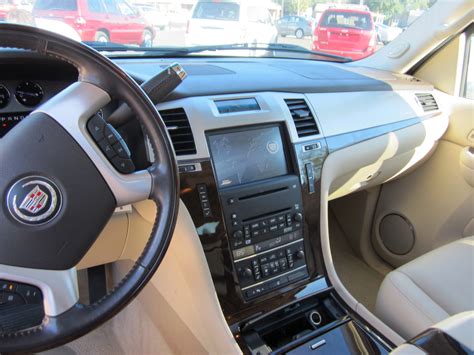 cadillac escalade 2007 interior