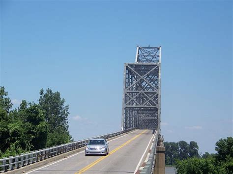 cairo ohio river bridge closed