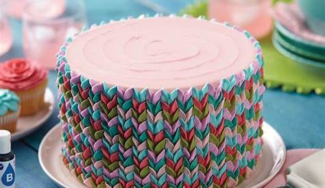 Cake Decorating Classes Joann Fabrics Tara Teaches The Wilton Method Of At