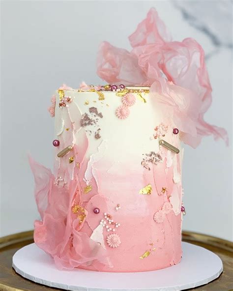 Cake Decorating With Rice Paper