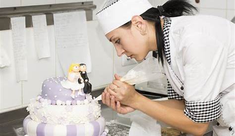 Cake Decorator Jobs In Canada s At Gerrity’s Supermarkets Learn Tricks Of