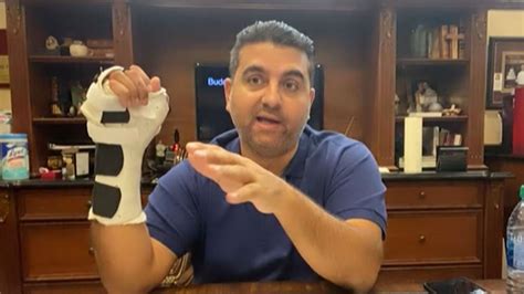 Cake Boss Loses Hand