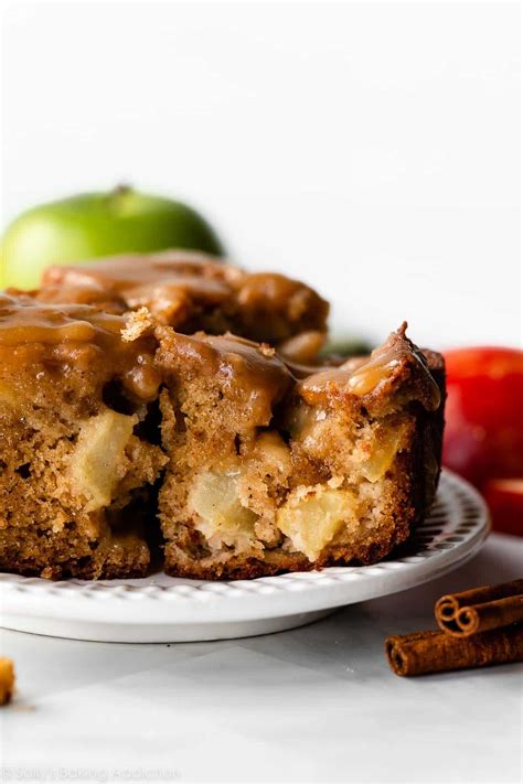 How to Make Easy Applesauce Spice Cake Small Town Woman