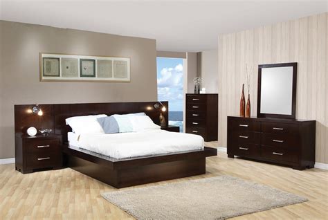 Cal King Bedroom Set Modern
