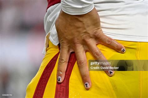 caleb williams fingernails vs utah